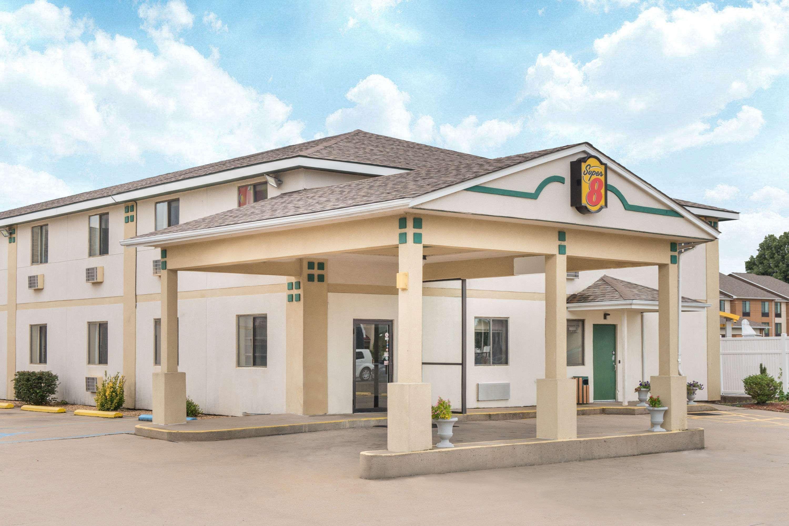 速8塞克斯顿酒店 赛克斯顿 外观 照片